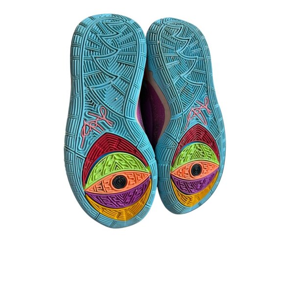 Nike Kyrie 6 Unite The World Basketball Shoes Multicolor Boys Size 4Y - Picture 14 of 16